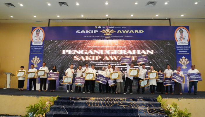 18 OPD Sulteng Terima Penghargaan Predikat ‘A’ SAKIP Award 2022, ini daftarnya