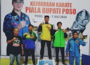 Siswa SMKN 2 Ampana Kota Raih Medali Emas Kejuaraan Karate Piala Bupati Poso